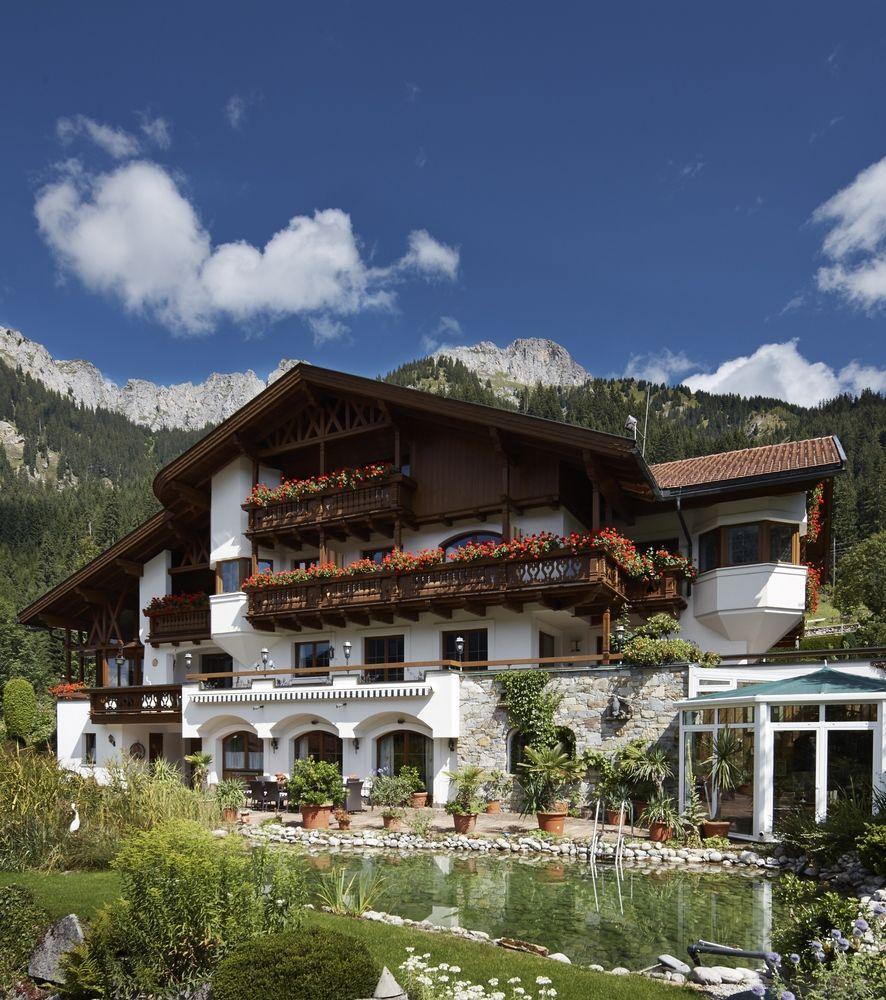 Sunneschlossli Lodge Nesselwängle エクステリア 写真